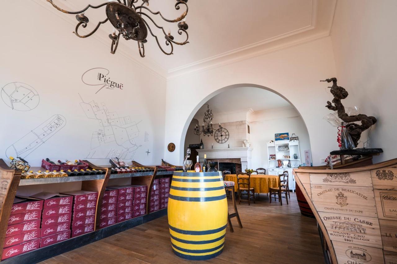 Vignoble Chateau Piegue - Winery Rochefort-sur-Loire ภายนอก รูปภาพ